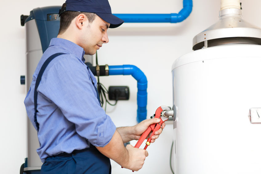 Water heater flush by proffesional tech